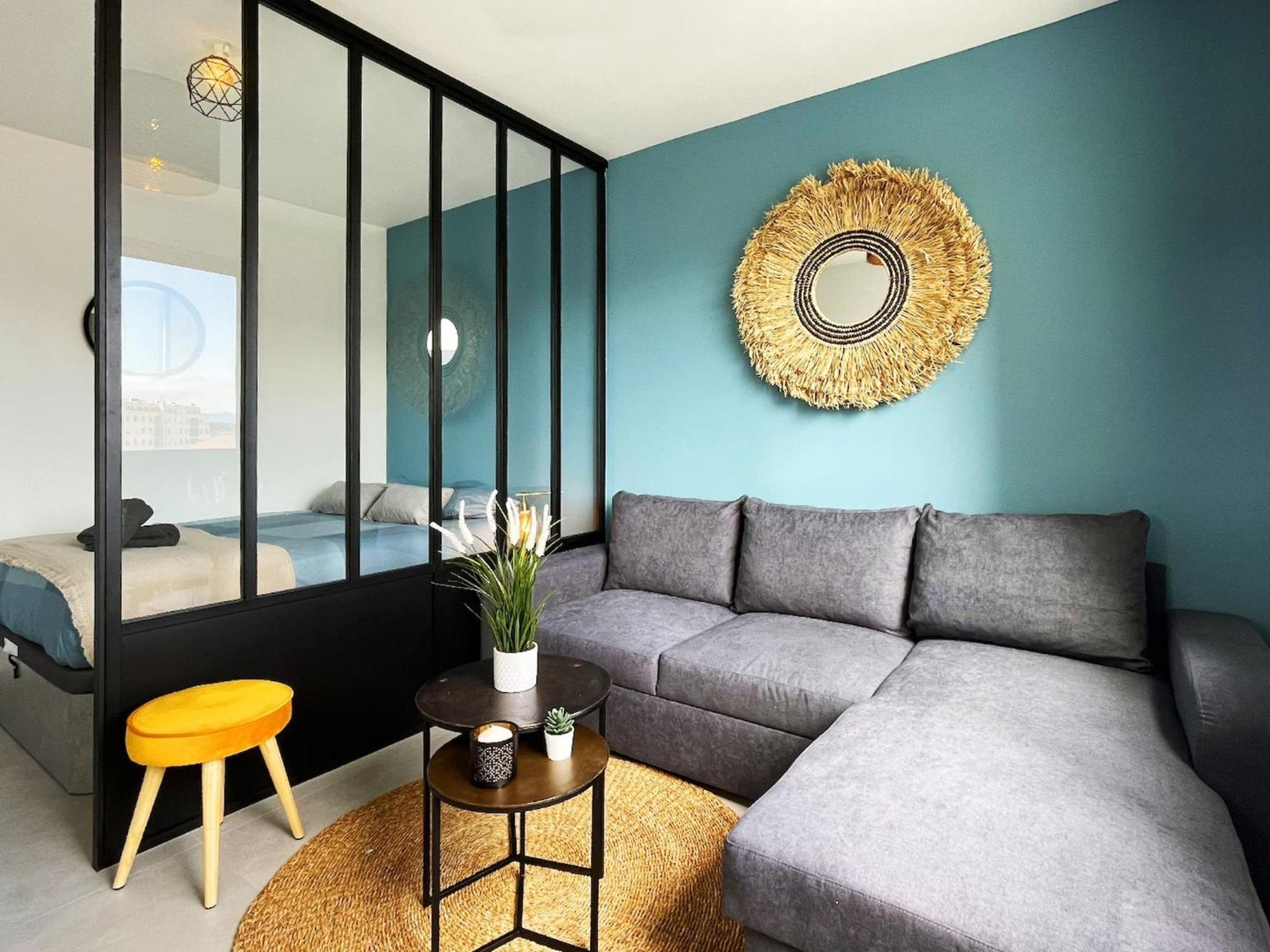 Homey Superchill - Appartement Moderne Et Tout Equipe - Netflix Et Wifi Inclus - Situe En Hyper-Centre - Proche Geneve アンヌマス エクステリア 写真
